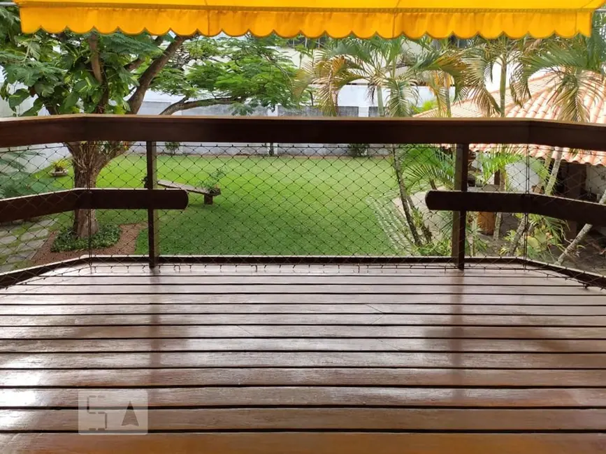 Casa com 5 quartos à venda, 320m2 em Rio De Janeiro - RJ - imagem 2 Foto 2 de Casa com 5 quartos à venda, 320m2 em Rio De Janeiro - RJ