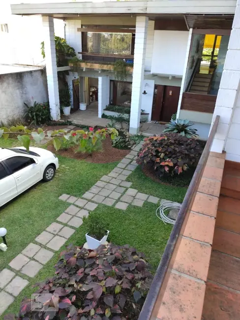 Casa com 5 quartos à venda, 320m2 em Rio De Janeiro - RJ - imagem 6 Foto 6 de Casa com 5 quartos à venda, 320m2 em Rio De Janeiro - RJ