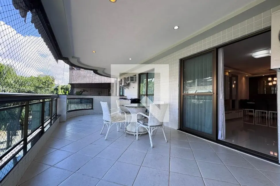 Apartamento com 3 quartos à venda, 120m2 em Rio De Janeiro - RJ - imagem 7 Foto 7 de Apartamento com 3 quartos à venda, 120m2 em Rio De Janeiro - RJ