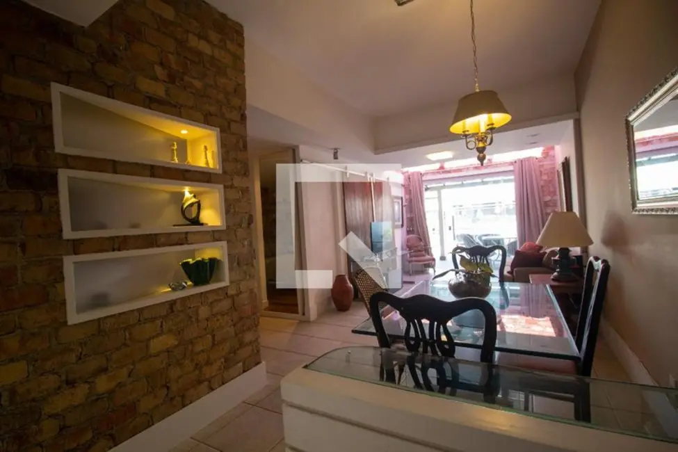 Apartamento com 3 quartos à venda, 200m2 em Rio De Janeiro - RJ - imagem 1 Foto 1 de Apartamento com 3 quartos à venda, 200m2 em Rio De Janeiro - RJ