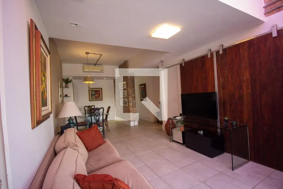 Apartamento com 3 quartos à venda, 200m2 em Rio De Janeiro - RJ - imagem 8 Foto 8 de Apartamento com 3 quartos à venda, 200m2 em Rio De Janeiro - RJ
