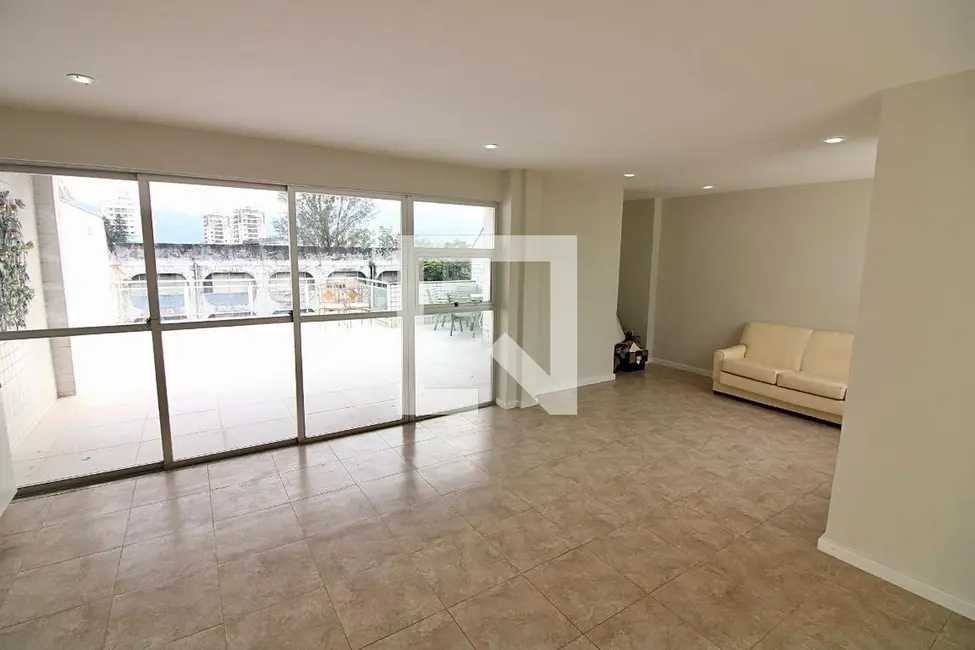 Foto 2 de Apartamento com 4 quartos à venda, 188m2 em Rio De Janeiro - RJ