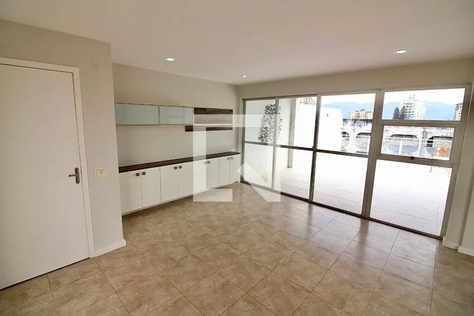 Foto 8 de Apartamento com 4 quartos à venda, 188m2 em Rio De Janeiro - RJ
