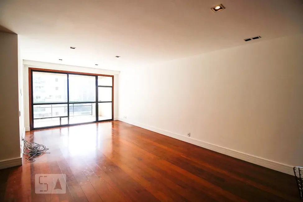Foto 2 de Apartamento com 4 quartos à venda, 160m2 em Rio De Janeiro - RJ