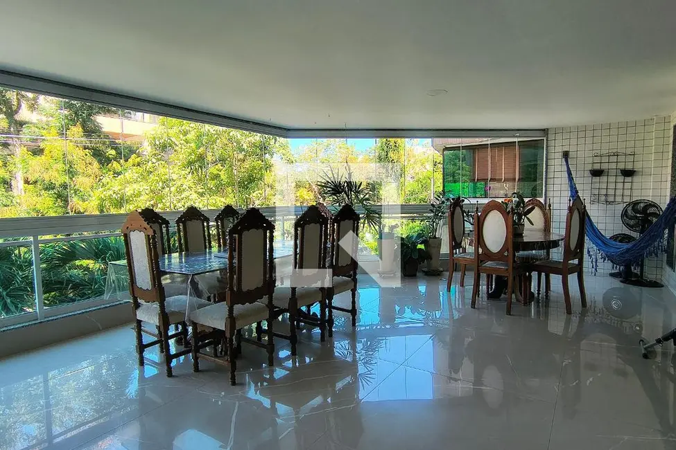 Apartamento com 5 quartos à venda, 194m2 em Rio De Janeiro - RJ - imagem 5 Foto 5 de Apartamento com 5 quartos à venda, 194m2 em Rio De Janeiro - RJ