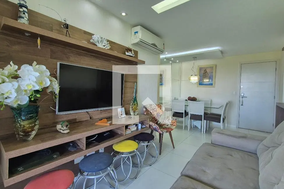 Apartamento com 2 quartos à venda, 65m2 em Rio De Janeiro - RJ - imagem 4 Foto 4 de Apartamento com 2 quartos à venda, 65m2 em Rio De Janeiro - RJ