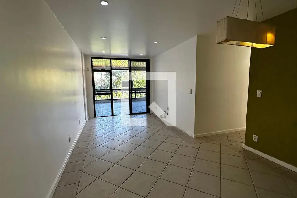 Apartamento com 3 quartos à venda, 111m2 em Rio De Janeiro - RJ - imagem 2 Foto 2 de Apartamento com 3 quartos à venda, 111m2 em Rio De Janeiro - RJ