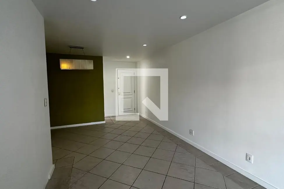 Apartamento com 3 quartos à venda, 111m2 em Rio De Janeiro - RJ - imagem 3 Foto 3 de Apartamento com 3 quartos à venda, 111m2 em Rio De Janeiro - RJ