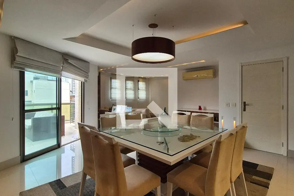 Apartamento com 4 quartos à venda, 301m2 em Rio De Janeiro - RJ - imagem 4 Foto 4 de Apartamento com 4 quartos à venda, 301m2 em Rio De Janeiro - RJ