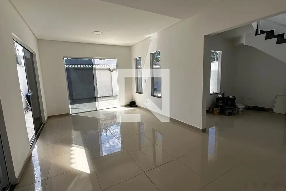 Foto 4 de Casa com 3 quartos à venda, 250m2 em Rio De Janeiro - RJ