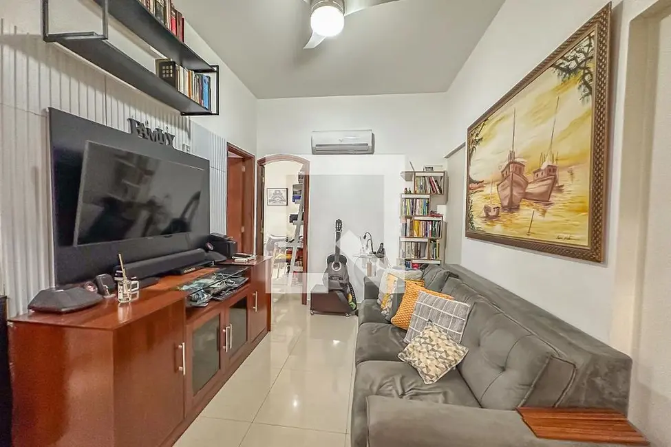 Apartamento com 3 quartos à venda, 63m2 em Urca, Rio De Janeiro - RJ - imagem 4 Foto 4 de Apartamento com 3 quartos à venda, 63m2 em Urca, Rio De Janeiro - RJ