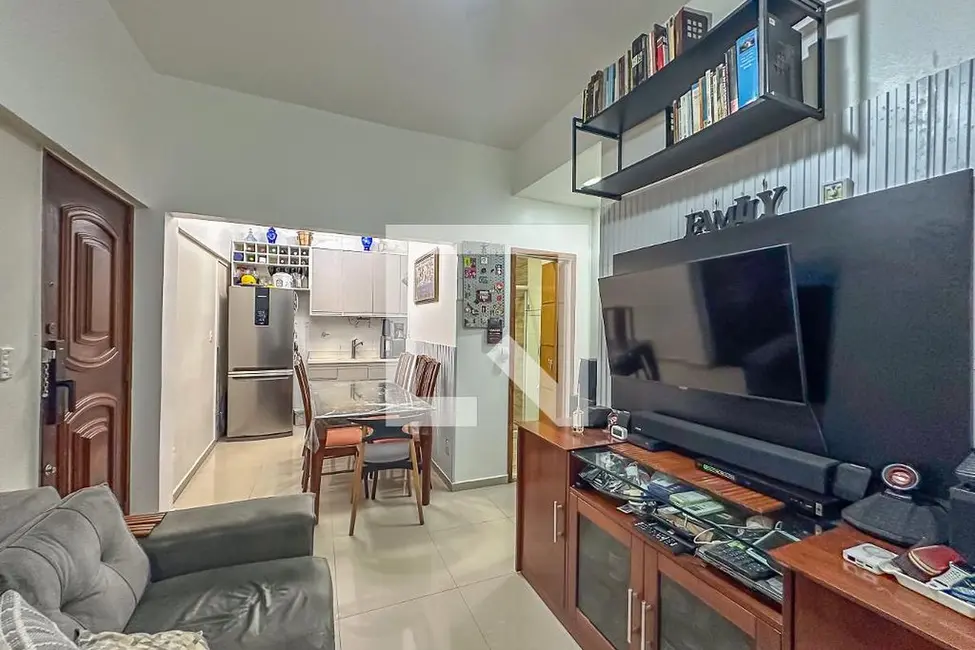 Apartamento com 3 quartos à venda, 63m2 em Urca, Rio De Janeiro - RJ - imagem 8 Foto 8 de Apartamento com 3 quartos à venda, 63m2 em Urca, Rio De Janeiro - RJ