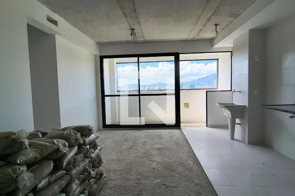 Apartamento com 3 quartos à venda, 65m2 em Rio De Janeiro - RJ - imagem 2 Foto 2 de Apartamento com 3 quartos à venda, 65m2 em Rio De Janeiro - RJ
