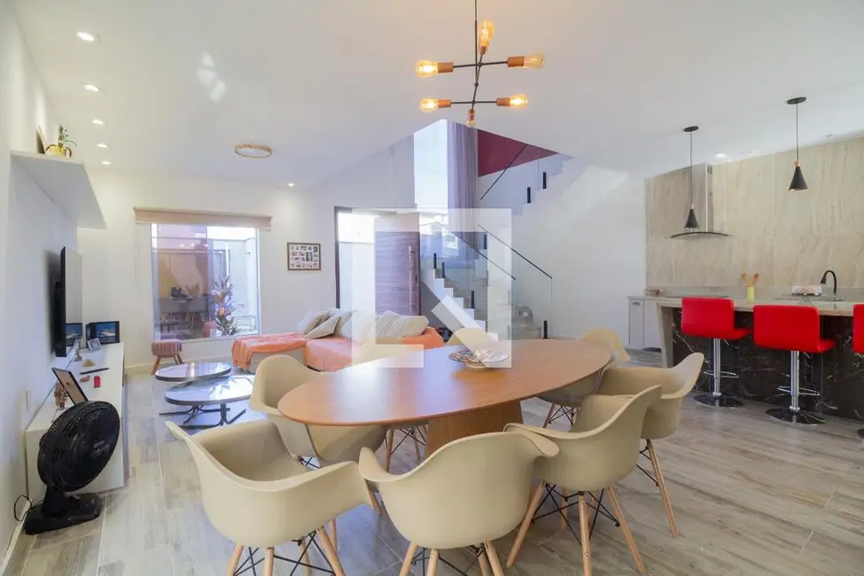 Casa de Condomínio com 4 quartos à venda, 254m2 em Rio De Janeiro - RJ - imagem 6 Foto 6 de Casa de Condomínio com 4 quartos à venda, 254m2 em Rio De Janeiro - RJ