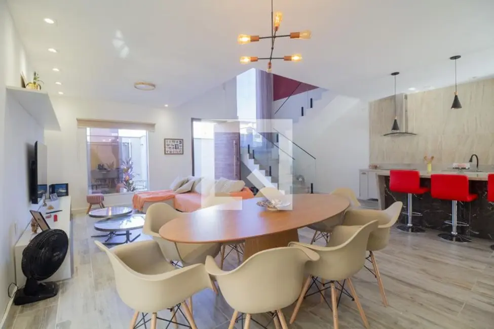 Casa de Condomínio com 4 quartos à venda, 254m2 em Rio De Janeiro - RJ - imagem 5 Foto 5 de Casa de Condomínio com 4 quartos à venda, 254m2 em Rio De Janeiro - RJ