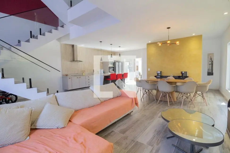 Casa de Condomínio com 4 quartos à venda, 254m2 em Rio De Janeiro - RJ - imagem 2 Foto 2 de Casa de Condomínio com 4 quartos à venda, 254m2 em Rio De Janeiro - RJ