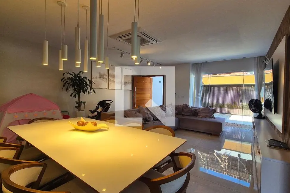 Foto 3 de Casa com 3 quartos à venda, 400m2 em Rio De Janeiro - RJ