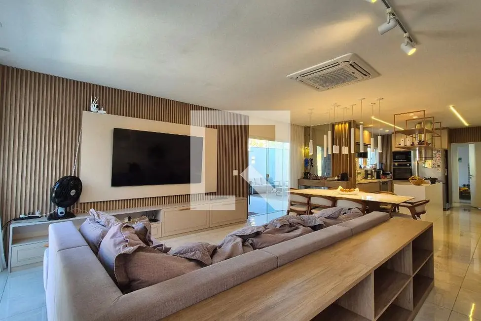 Foto 2 de Casa com 3 quartos à venda, 400m2 em Rio De Janeiro - RJ