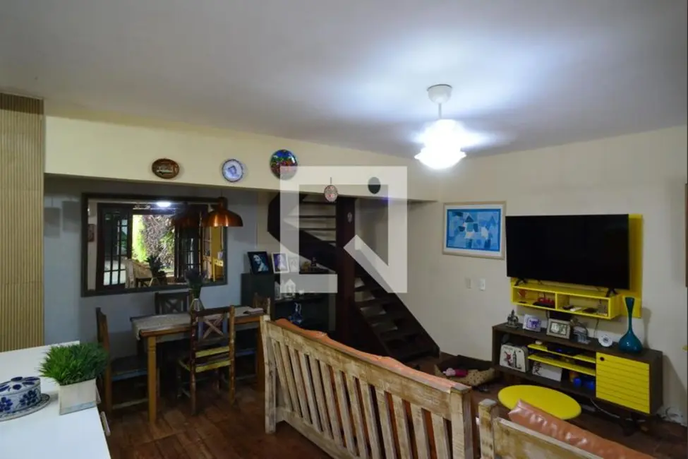 Casa de Condomínio com 3 quartos à venda, 250m2 em Barra da Tijuca, Rio De Janeiro - RJ - imagem 3 Foto 3 de Casa de Condomínio com 3 quartos à venda, 250m2 em Barra da Tijuca, Rio De Janeiro - RJ