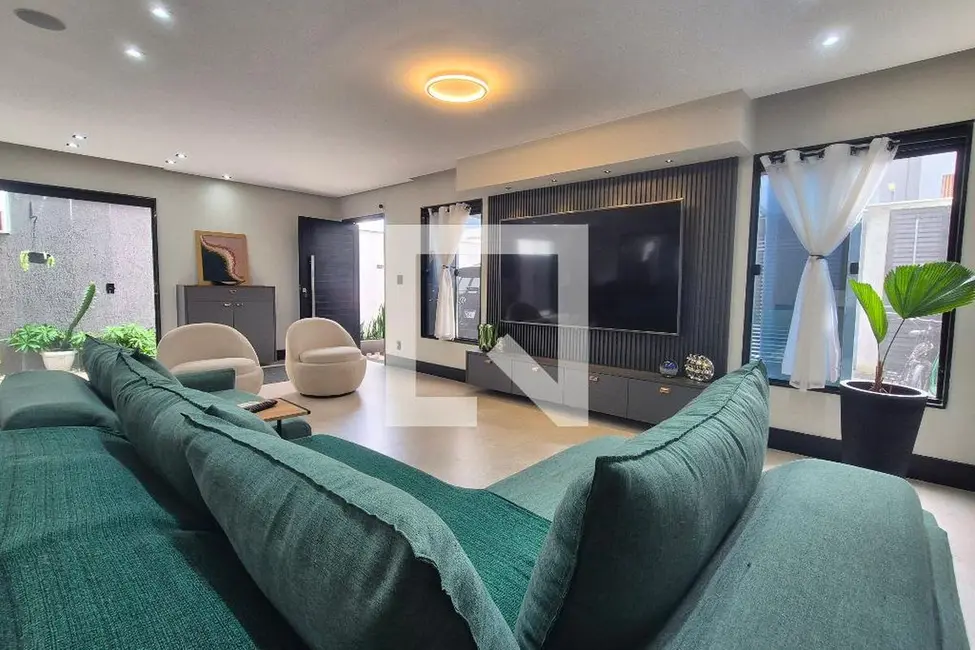 Casa com 4 quartos à venda, 320m2 em Rio De Janeiro - RJ - imagem 6 Foto 6 de Casa com 4 quartos à venda, 320m2 em Rio De Janeiro - RJ