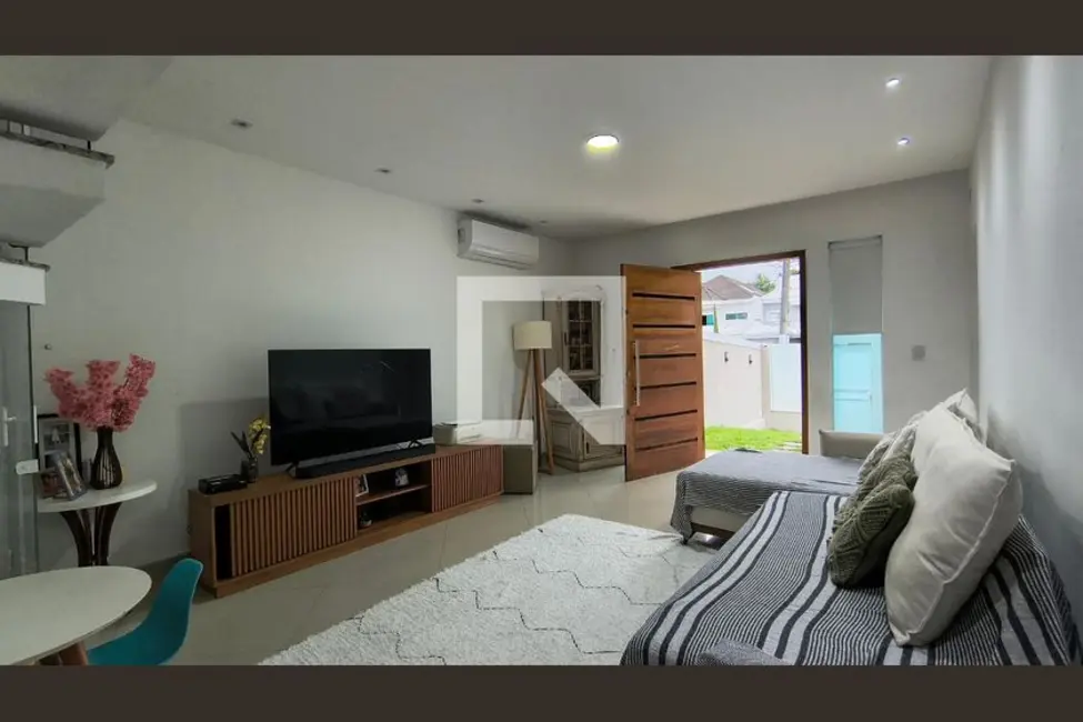Casa com 5 quartos à venda, 360m2 em Rio De Janeiro - RJ - imagem 5 Foto 5 de Casa com 5 quartos à venda, 360m2 em Rio De Janeiro - RJ