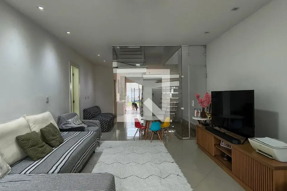 Casa com 5 quartos à venda, 360m2 em Rio De Janeiro - RJ - imagem 4 Foto 4 de Casa com 5 quartos à venda, 360m2 em Rio De Janeiro - RJ