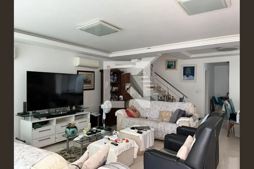 Casa com 4 quartos à venda, 320m2 em Rio De Janeiro - RJ - imagem 1 Foto 1 de Casa com 4 quartos à venda, 320m2 em Rio De Janeiro - RJ