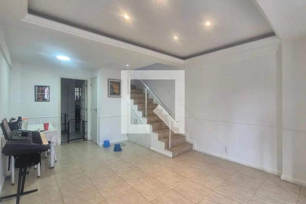 Casa com 3 quartos à venda, 140m2 em Rio De Janeiro - RJ - imagem 6 Foto 6 de Casa com 3 quartos à venda, 140m2 em Rio De Janeiro - RJ