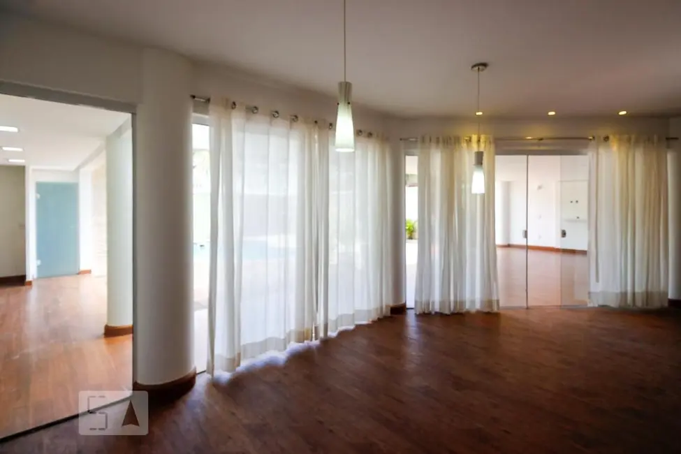 Foto 2 de Casa com 5 quartos à venda, 540m2 em Rio De Janeiro - RJ