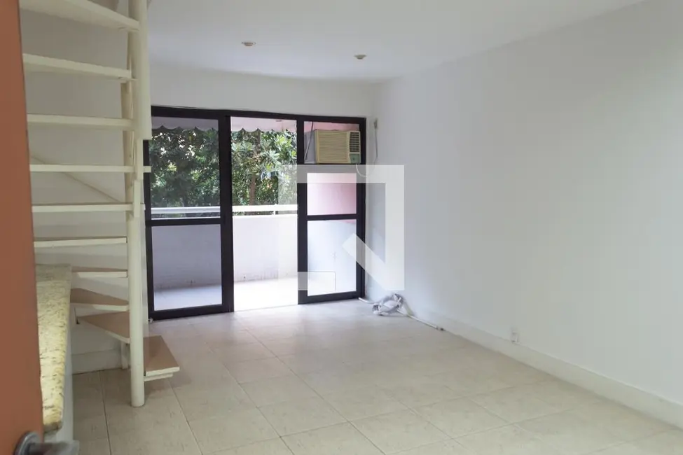 Foto 2 de Apartamento com 2 quartos à venda, 74m2 em Barra da Tijuca, Rio De Janeiro - RJ