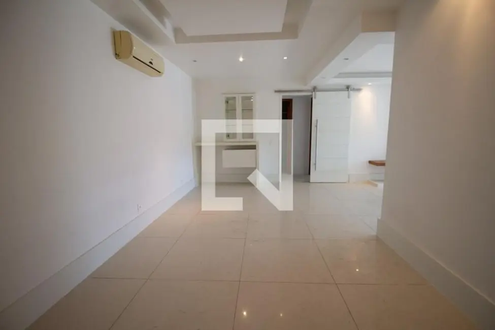 Foto 3 de Apartamento com 4 quartos à venda, 182m2 em Rio De Janeiro - RJ