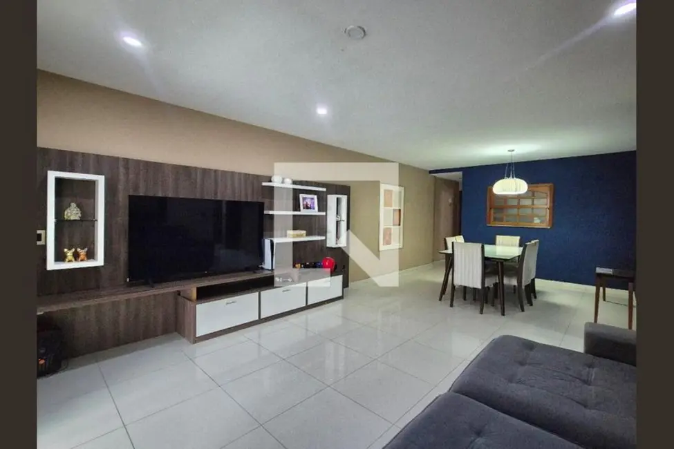 Apartamento com 3 quartos à venda, 166m2 em Rio De Janeiro - RJ - imagem 7 Foto 7 de Apartamento com 3 quartos à venda, 166m2 em Rio De Janeiro - RJ