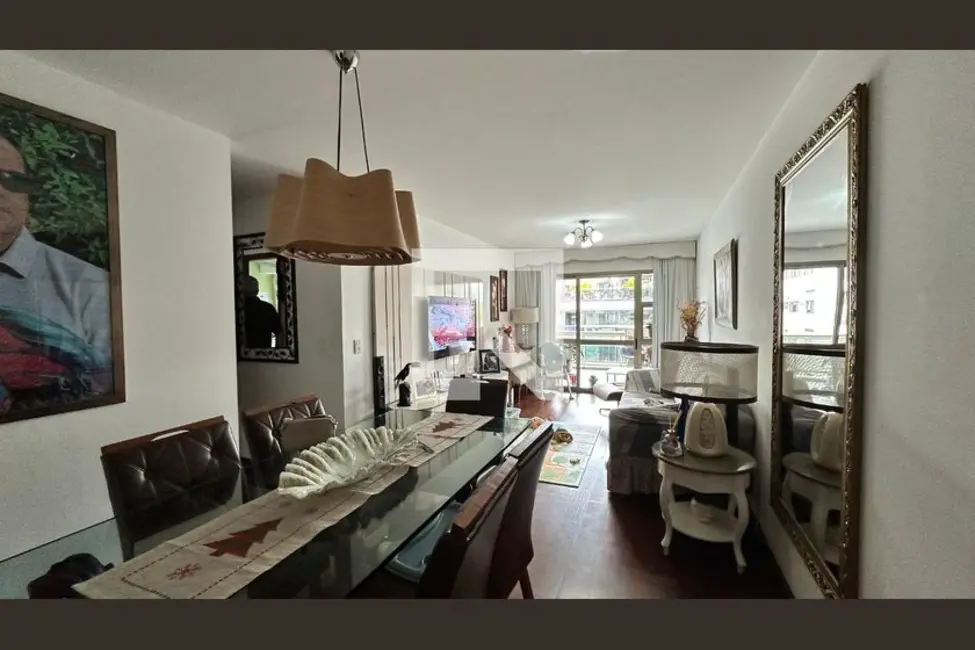 Apartamento com 3 quartos à venda, 118m2 em Rio De Janeiro - RJ - imagem 1 Foto 1 de Apartamento com 3 quartos à venda, 118m2 em Rio De Janeiro - RJ