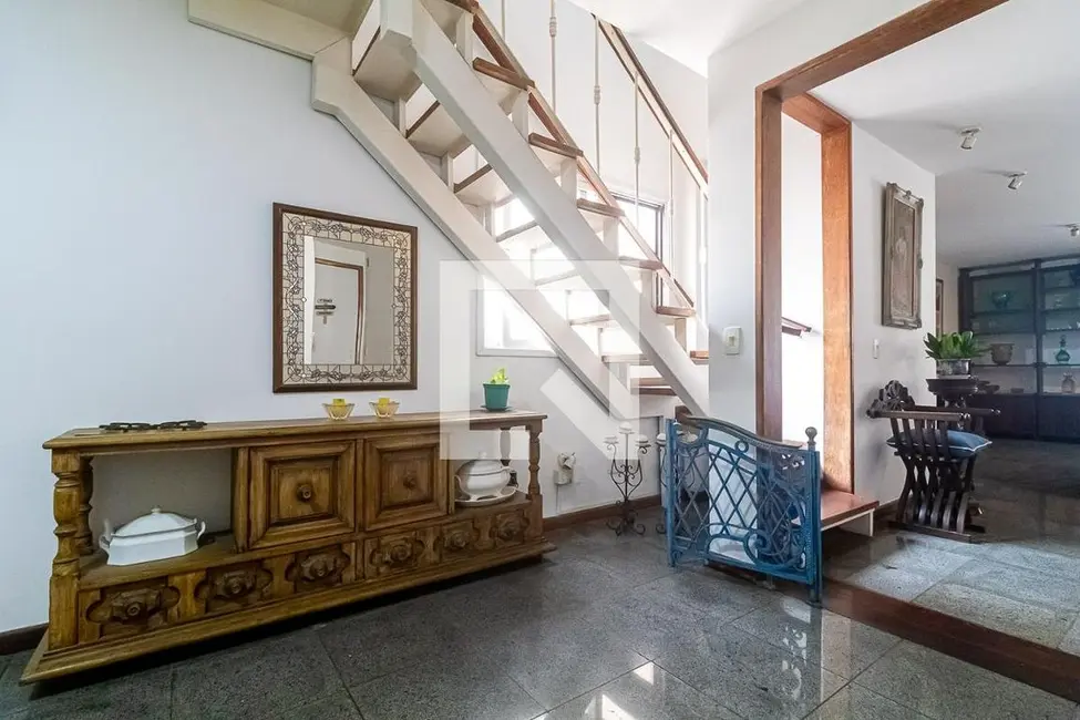 Apartamento com 5 quartos à venda, 256m2 em Rio De Janeiro - RJ - imagem 4 Foto 4 de Apartamento com 5 quartos à venda, 256m2 em Rio De Janeiro - RJ