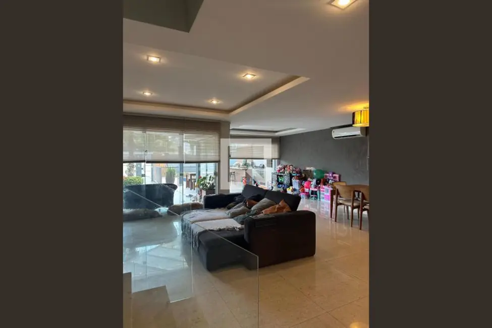 Foto 3 de Casa com 4 quartos à venda, 273m2 em Rio De Janeiro - RJ