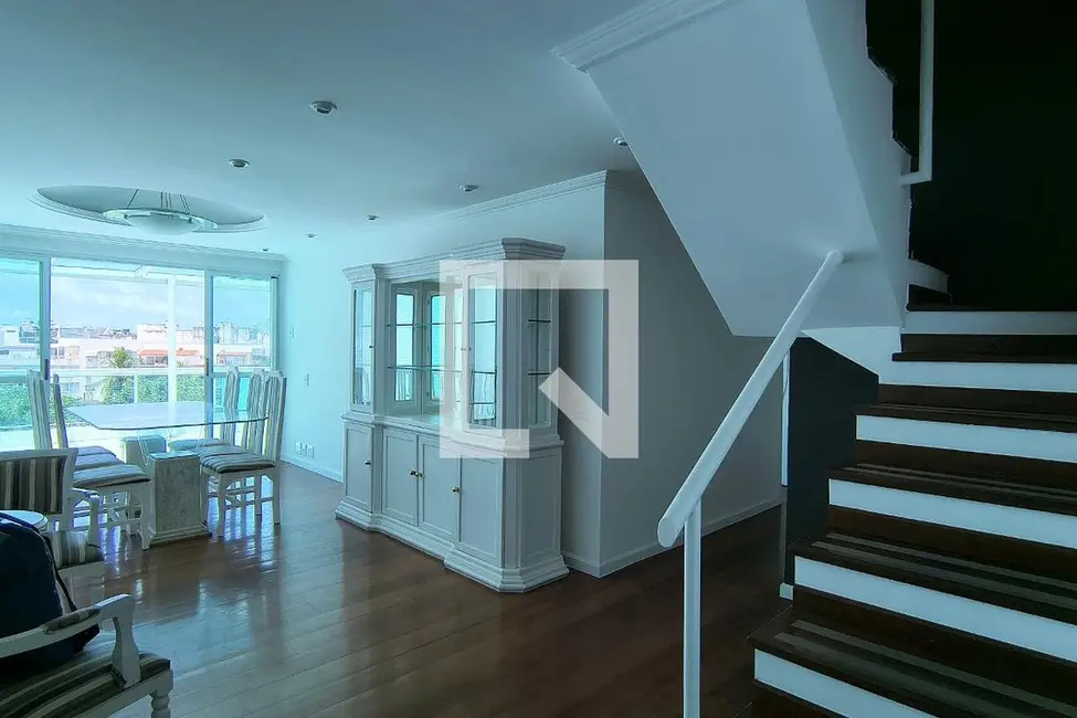 Foto 2 de Apartamento com 4 quartos à venda, 205m2 em Rio De Janeiro - RJ