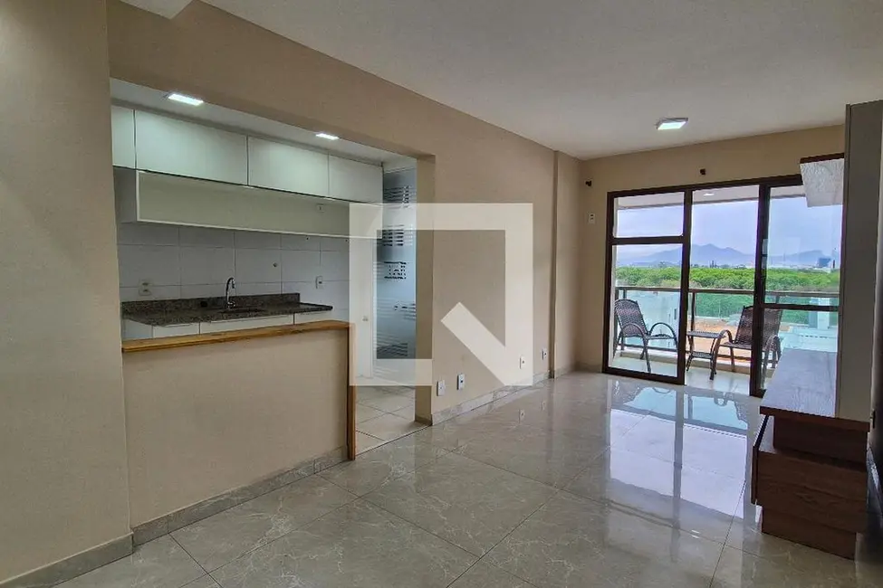 Foto 2 de Apartamento com 2 quartos à venda, 70m2 em Rio De Janeiro - RJ