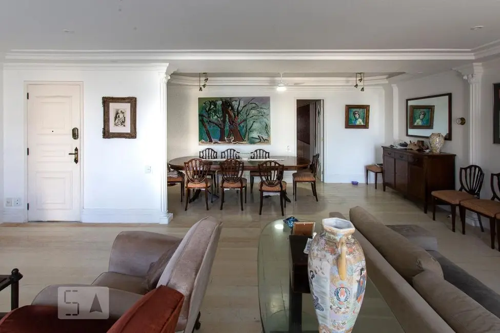 Apartamento com 4 quartos à venda, 368m2 em Rio De Janeiro - RJ - imagem 6 Foto 6 de Apartamento com 4 quartos à venda, 368m2 em Rio De Janeiro - RJ