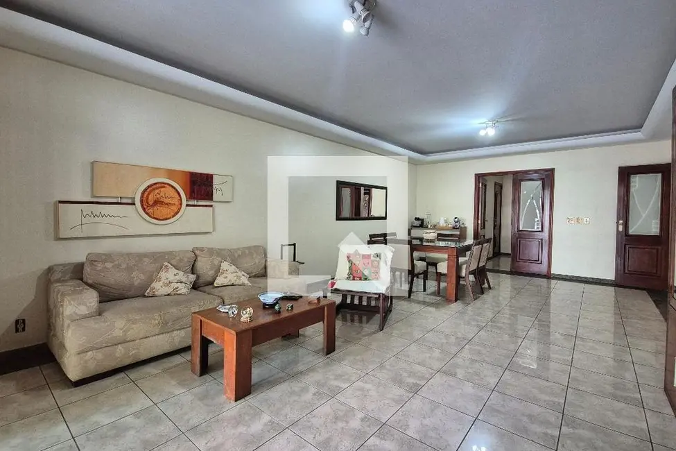Foto 6 de Apartamento com 4 quartos à venda, 198m2 em Rio De Janeiro - RJ