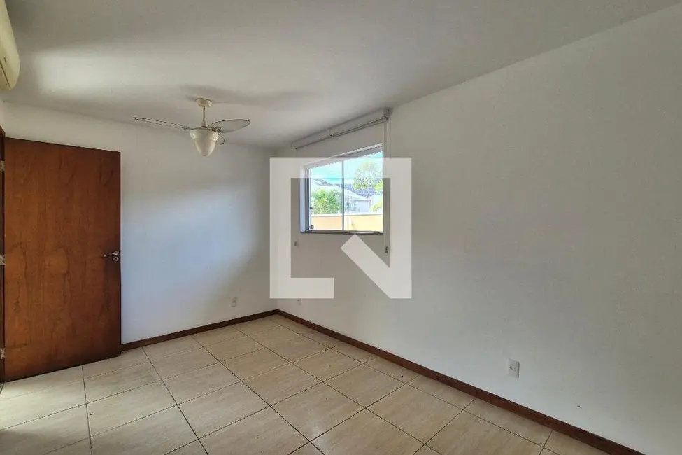 Casa com 4 quartos à venda, 416m2 em Rio De Janeiro - RJ - imagem 9 Foto 9 de Casa com 4 quartos à venda, 416m2 em Rio De Janeiro - RJ