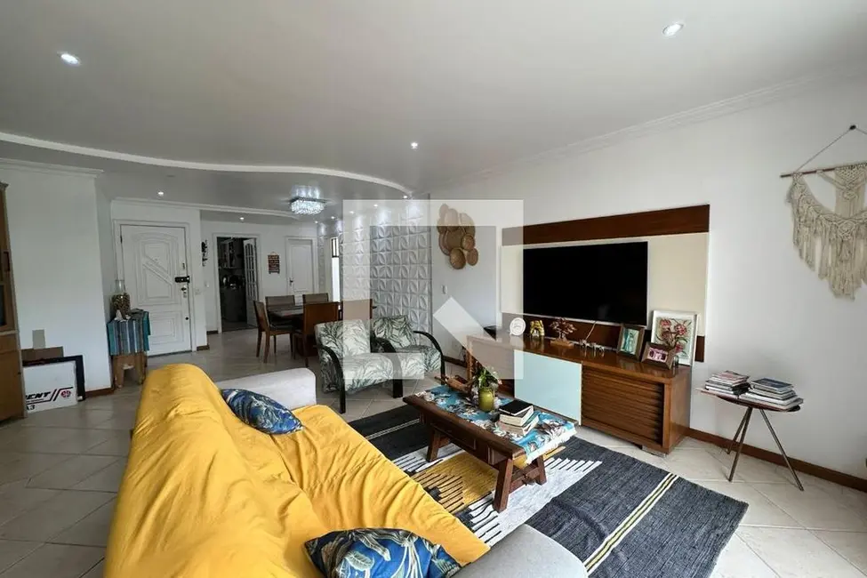 Apartamento com 5 quartos à venda, 220m2 em Rio De Janeiro - RJ - imagem 6 Foto 6 de Apartamento com 5 quartos à venda, 220m2 em Rio De Janeiro - RJ