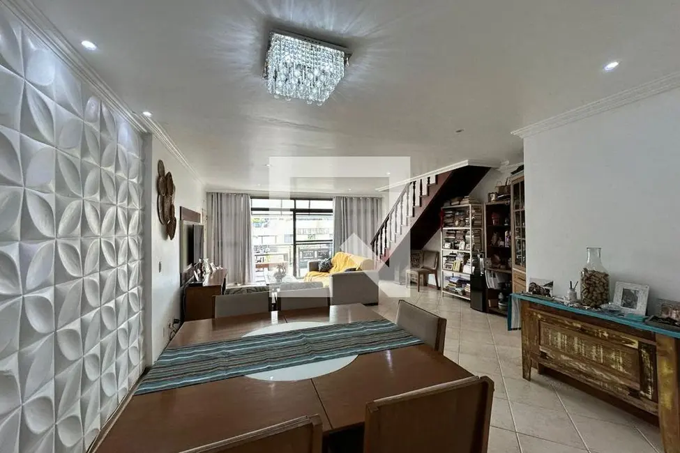 Apartamento com 5 quartos à venda, 220m2 em Rio De Janeiro - RJ - imagem 2 Foto 2 de Apartamento com 5 quartos à venda, 220m2 em Rio De Janeiro - RJ