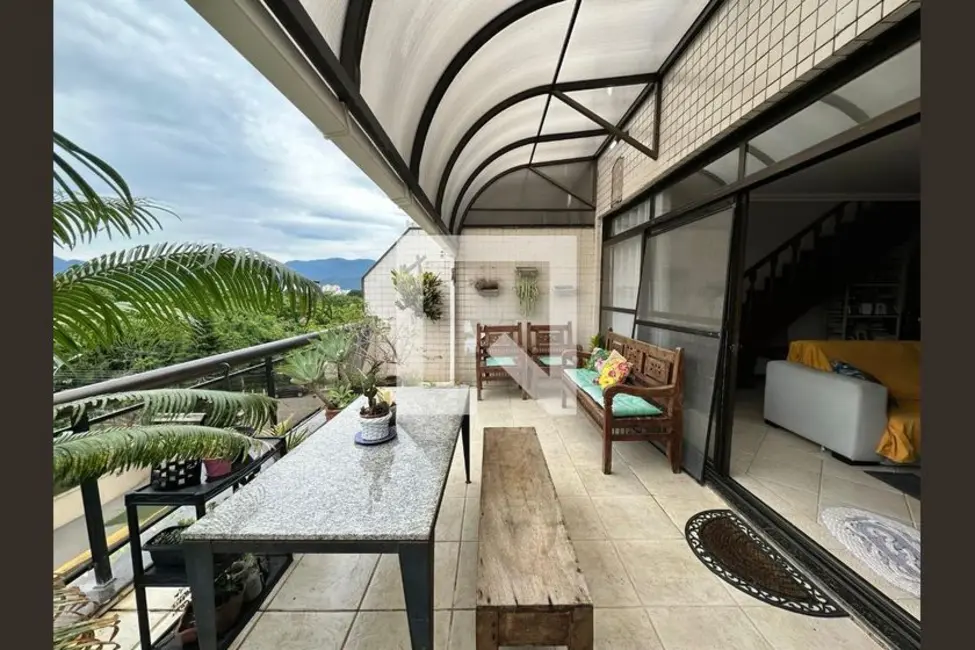 Apartamento com 5 quartos à venda, 220m2 em Rio De Janeiro - RJ - imagem 9 Foto 9 de Apartamento com 5 quartos à venda, 220m2 em Rio De Janeiro - RJ