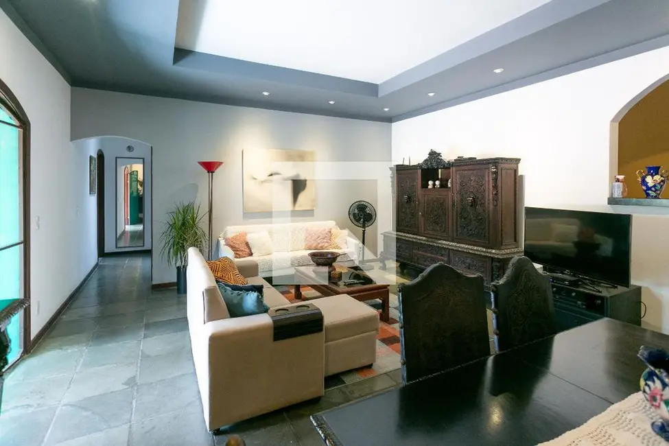 Casa com 4 quartos à venda, 346m2 em Rio De Janeiro - RJ - imagem 2 Foto 2 de Casa com 4 quartos à venda, 346m2 em Rio De Janeiro - RJ