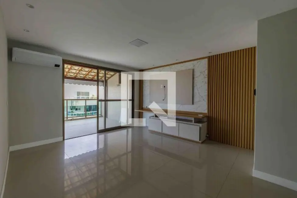 Apartamento com 3 quartos à venda, 195m2 em Rio De Janeiro - RJ - imagem 3 Foto 3 de Apartamento com 3 quartos à venda, 195m2 em Rio De Janeiro - RJ
