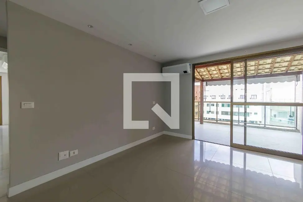Apartamento com 3 quartos à venda, 195m2 em Rio De Janeiro - RJ - imagem 2 Foto 2 de Apartamento com 3 quartos à venda, 195m2 em Rio De Janeiro - RJ