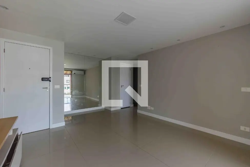 Apartamento com 3 quartos à venda, 195m2 em Rio De Janeiro - RJ - imagem 8 Foto 8 de Apartamento com 3 quartos à venda, 195m2 em Rio De Janeiro - RJ