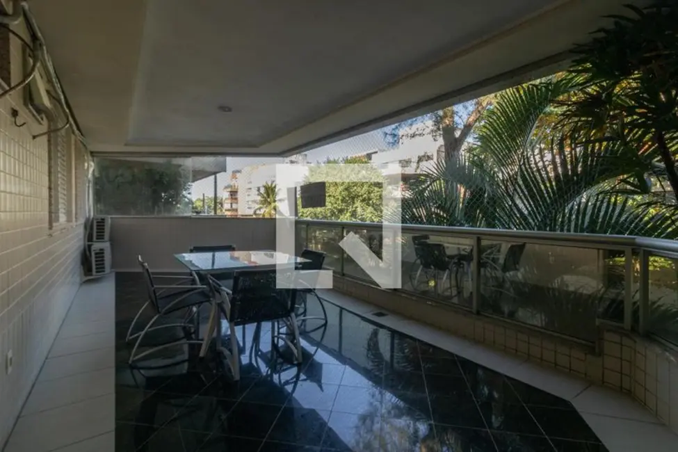 Apartamento com 3 quartos à venda, 121m2 em Rio De Janeiro - RJ - imagem 9 Foto 9 de Apartamento com 3 quartos à venda, 121m2 em Rio De Janeiro - RJ
