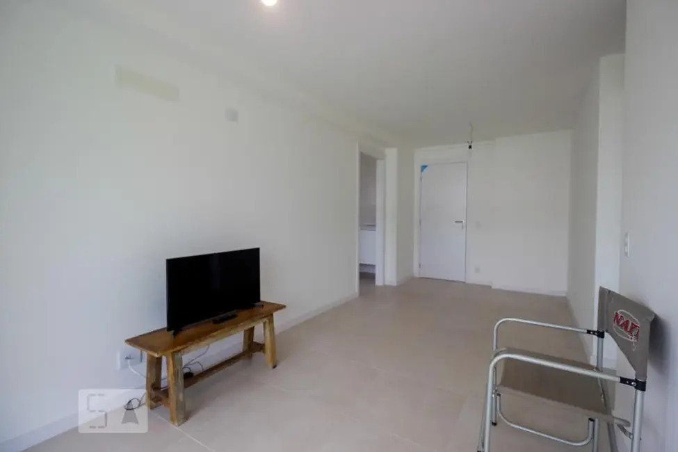 Apartamento com 2 quartos à venda, 74m2 em Rio De Janeiro - RJ - imagem 3 Foto 3 de Apartamento com 2 quartos à venda, 74m2 em Rio De Janeiro - RJ