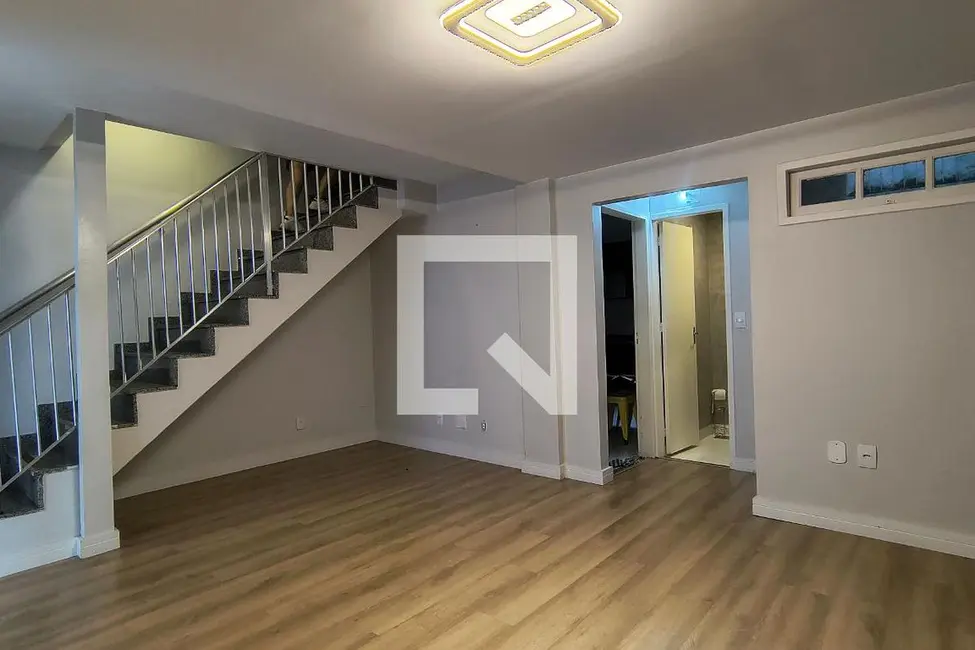 Foto 1 de Casa com 3 quartos à venda, 130m2 em Rio De Janeiro - RJ